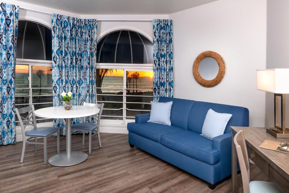 Beachfront Inn and Suites at Dana Point